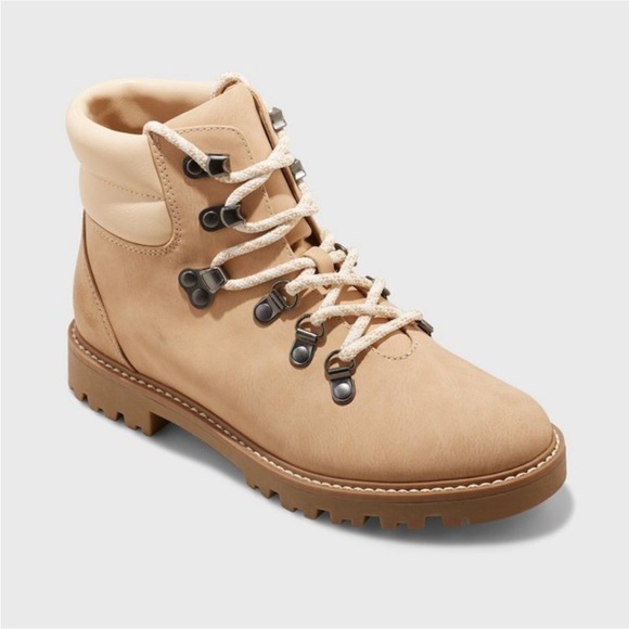 Universal thread Tully lace up winter hiking boots nwt - Picture 1 of 6